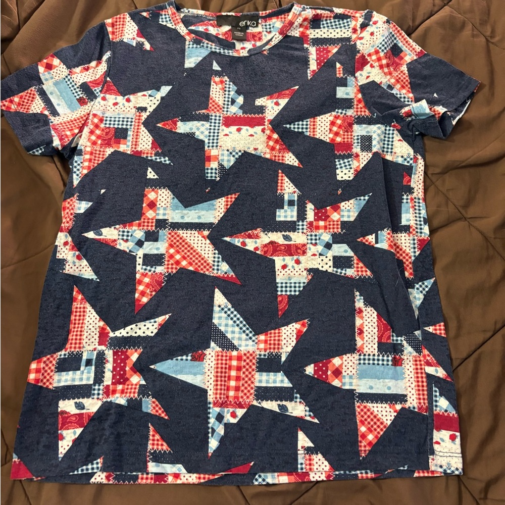 Erika USA star patterned petite small tshirt